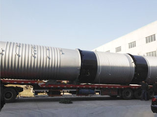 內(nèi)，外冷卻罐